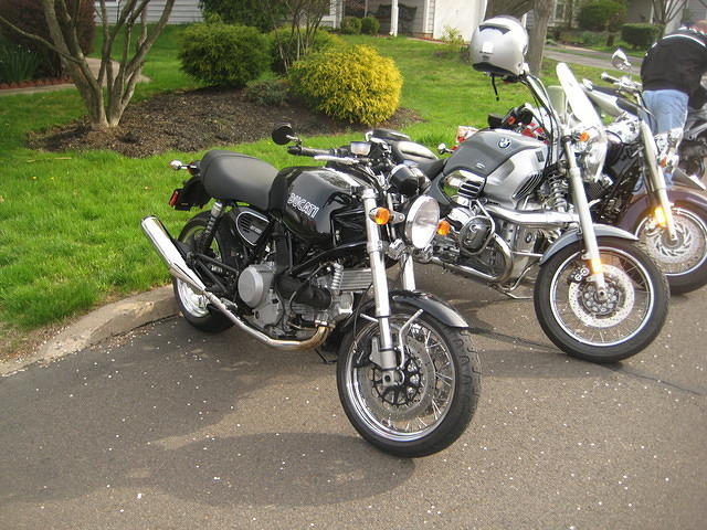Ducati GT 1000 and BMW R1200 C<br>
...courtesy of Duran Goodyear