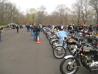 Some more bikes at the meet<br>
...courtesy of Duran Goodyear